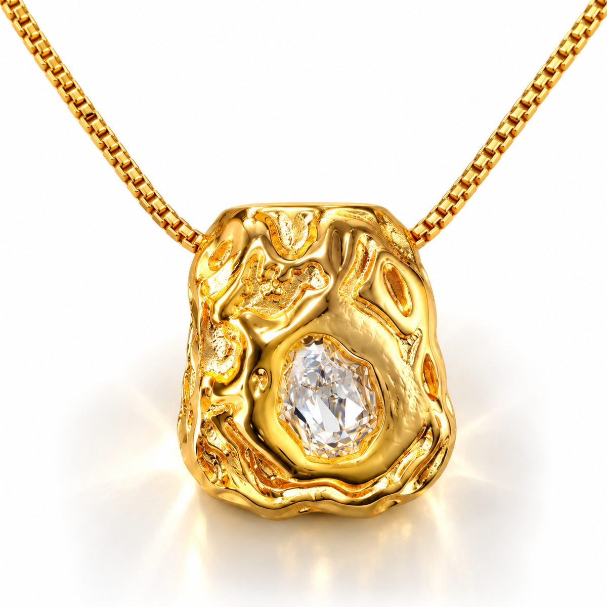 Collar Nucleo de DE·LUNARE, detalle frontal del colgante